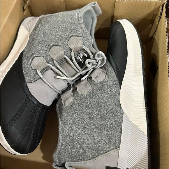 Sorel Booties - Picture 2 of 2